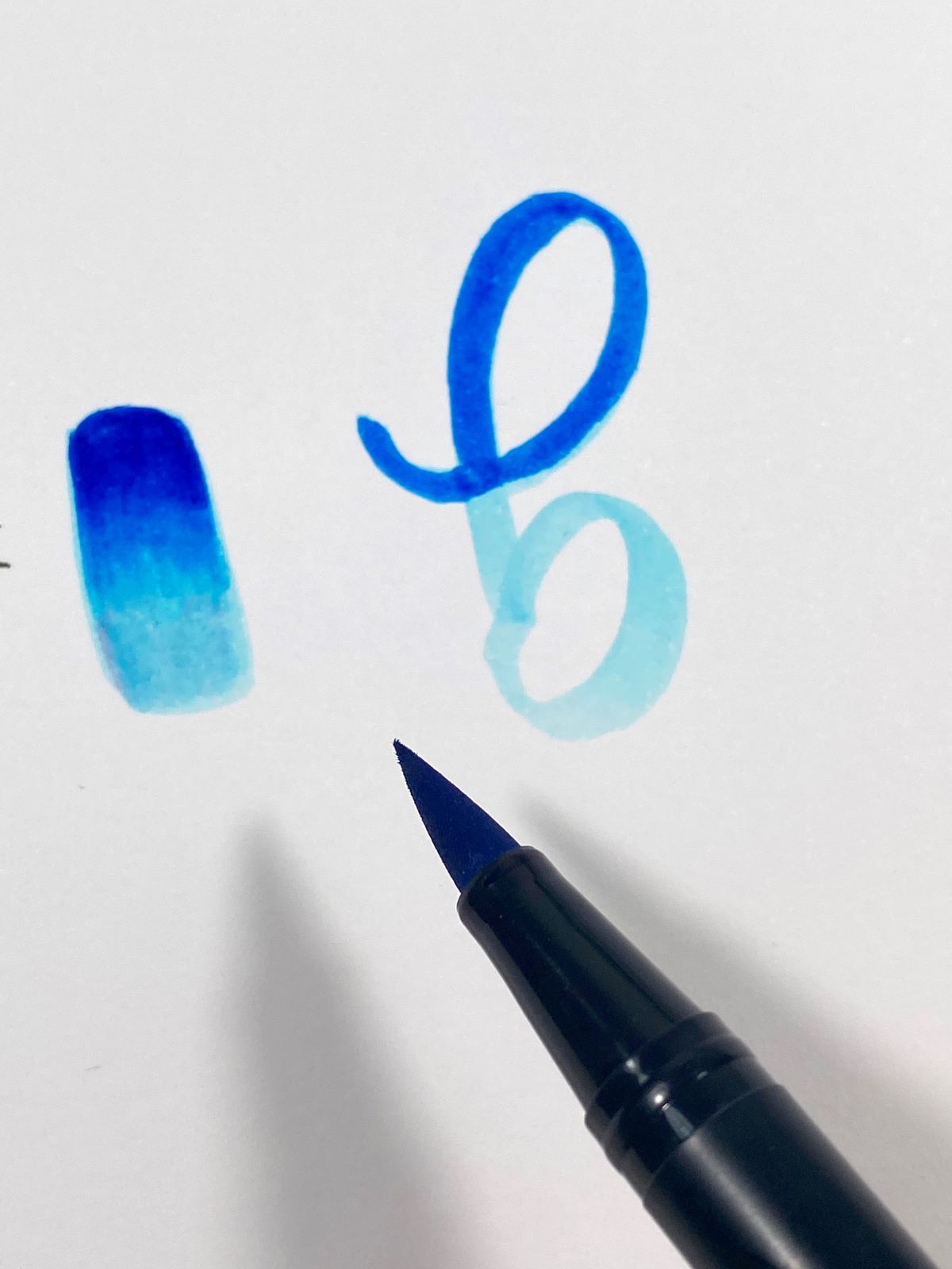 Blended Lettering With Dual Brush Pens - Tombow USA Blog