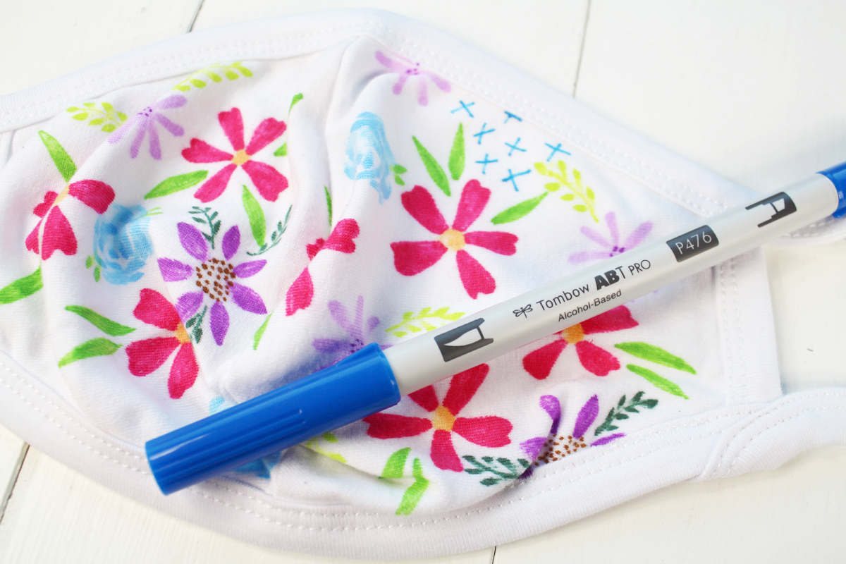 How to Decorate a Face Mask With Tombow ABT PRO Markers - Natalie Shaw 