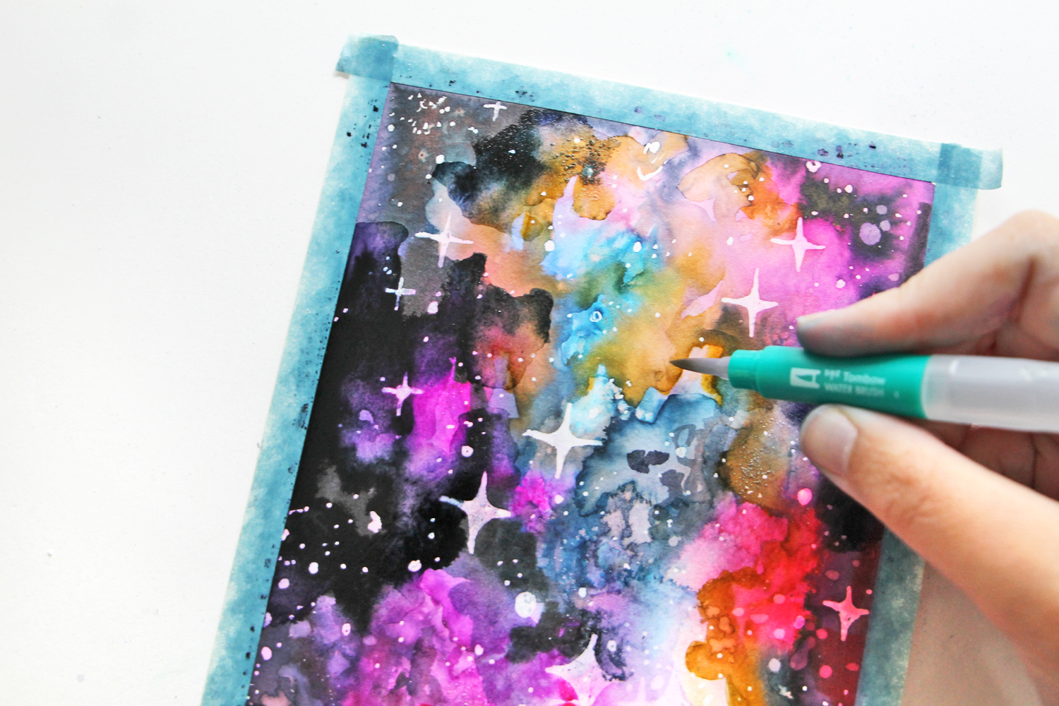 Your Guide to Painting Watercolor Galaxies Using Dual Brush Pens - Katie Smith