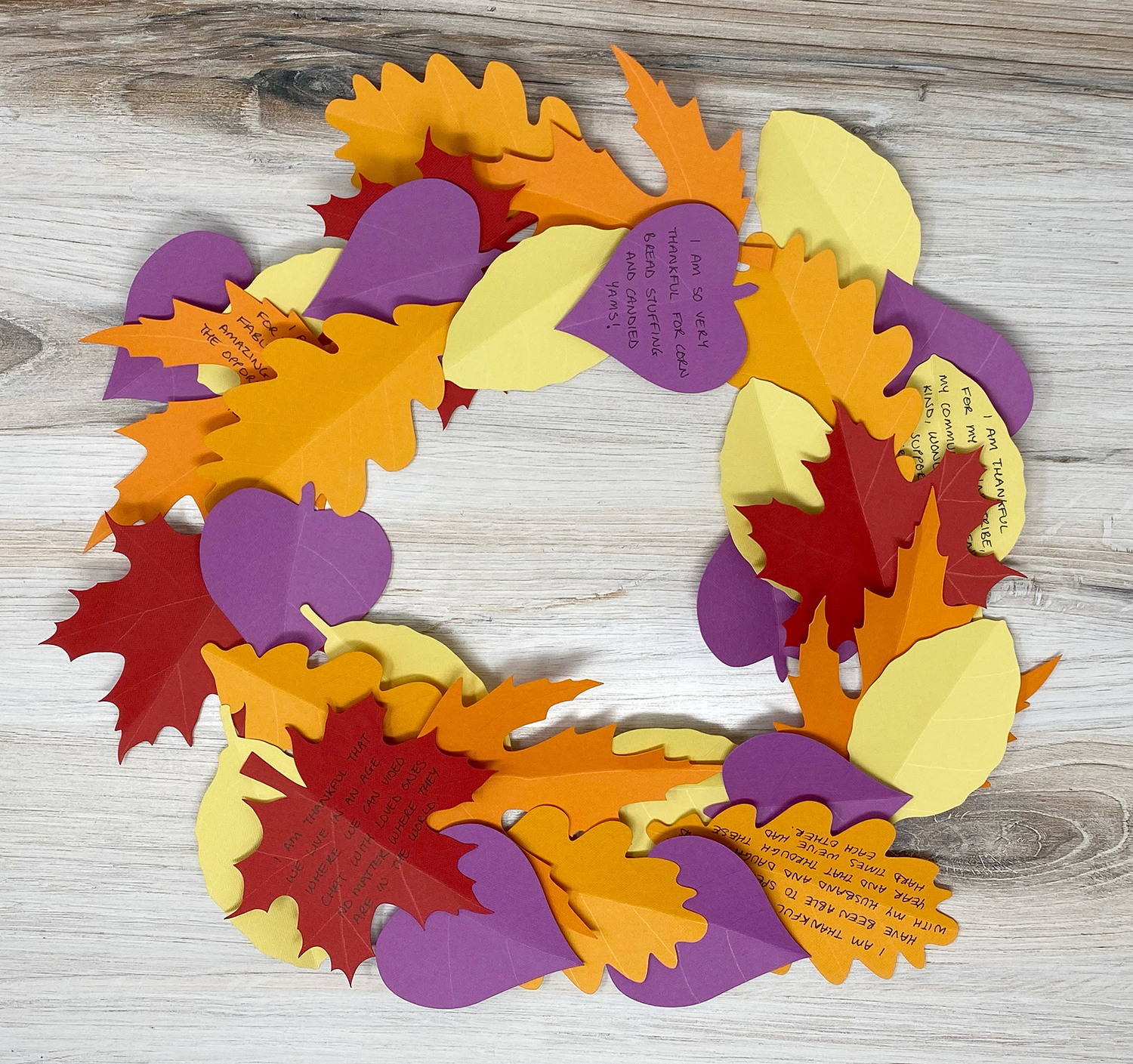 Make a Thanksgiving Centerpiece From Paper - Jessica Mack