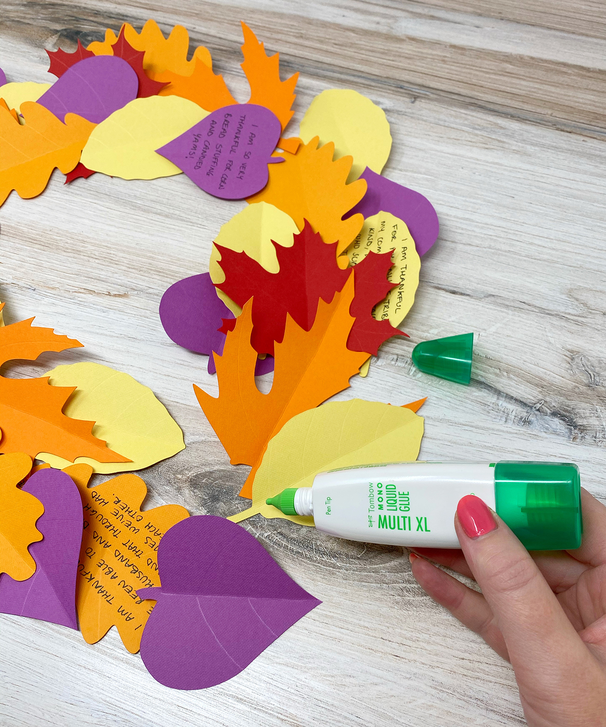 Make a Thanksgiving Centerpiece From Paper - Jessica Mack
