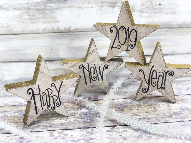 TOMBOW HAND LETTERED HAPPY NEW YEAR STAR DECOR CREATIVELY BETH