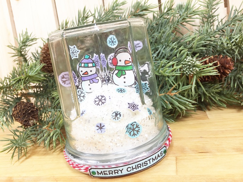 12-16-tombow-snow-globe-christmas-card-by-beth-watson-10