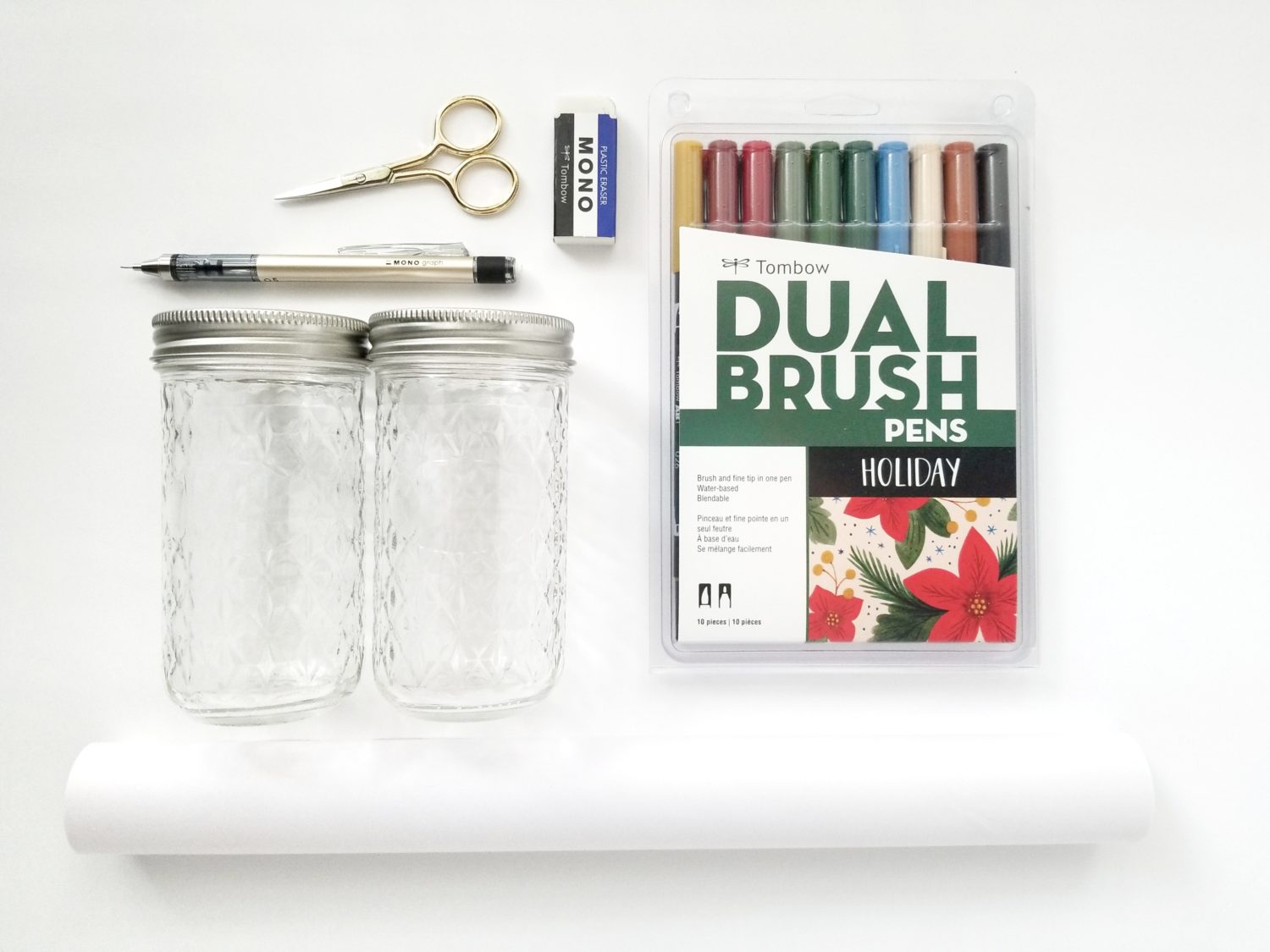 Make a personal and creative Thanksgiving table in 5 minutes with @graceannestudio using @tombowusa Dual Brush Pens!