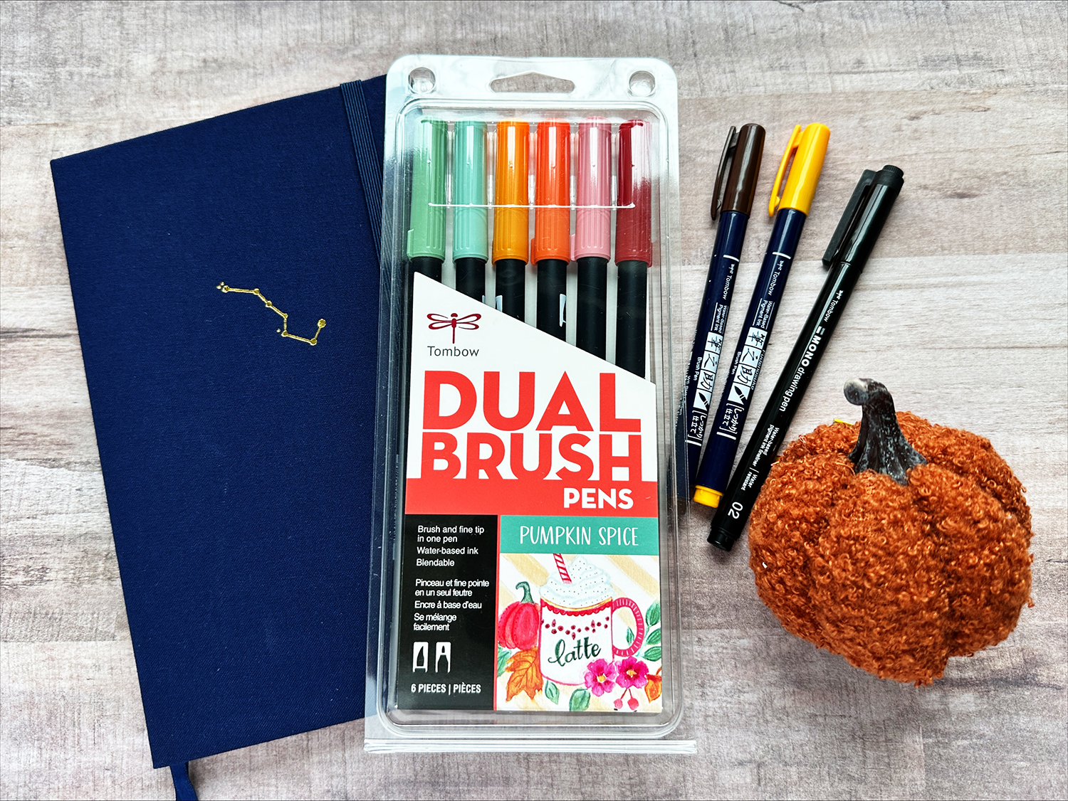 Journal about your Autumn Favorites using the Tombow Dual Brush Pens Pumpkin Spice set! #tombow#journaling