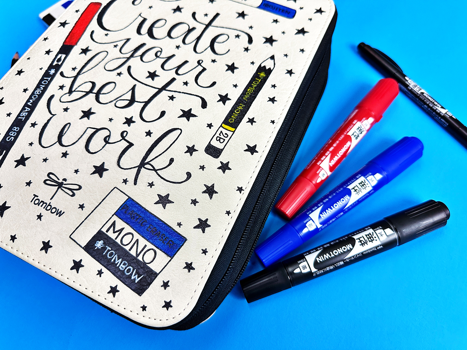 Use the Tombow MONO Drawing Pens to customize the Tombow Zippered Marker Storage Case! #tombow #planner
