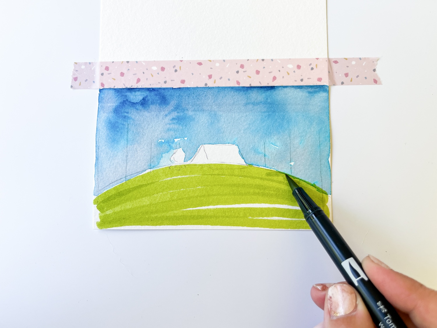 @tombowusa DIY S'mores Packs: Use Dual Brush Pen ink to color in the landscape