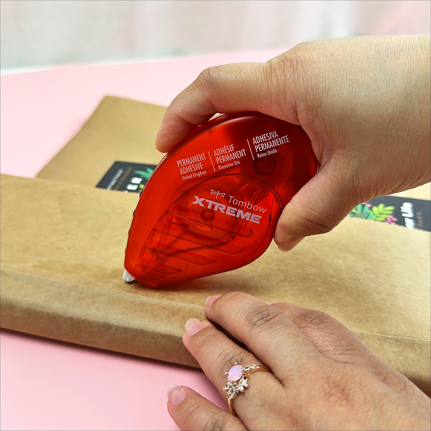 The Tombow Xtreme Adhesive is really strong, so it's perfect for gift wrapping. #tombow #giftwrapping