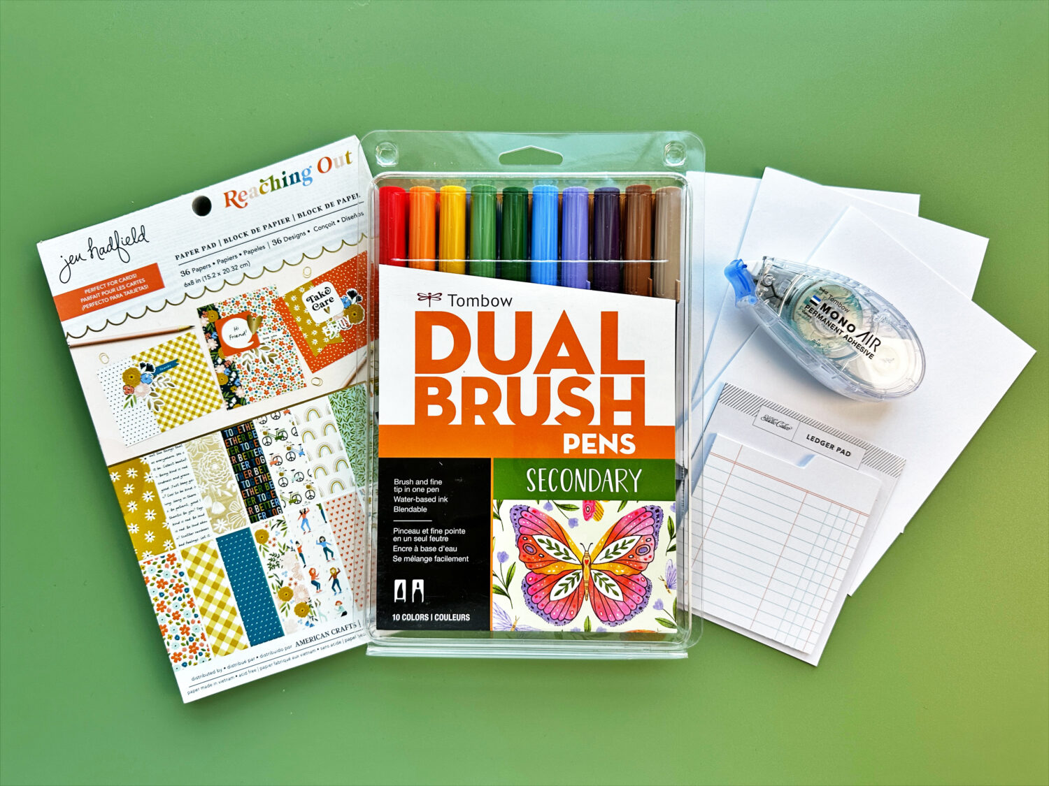 Make Fall inspired handmade cards using Tombow products! #tombow #handmadecards