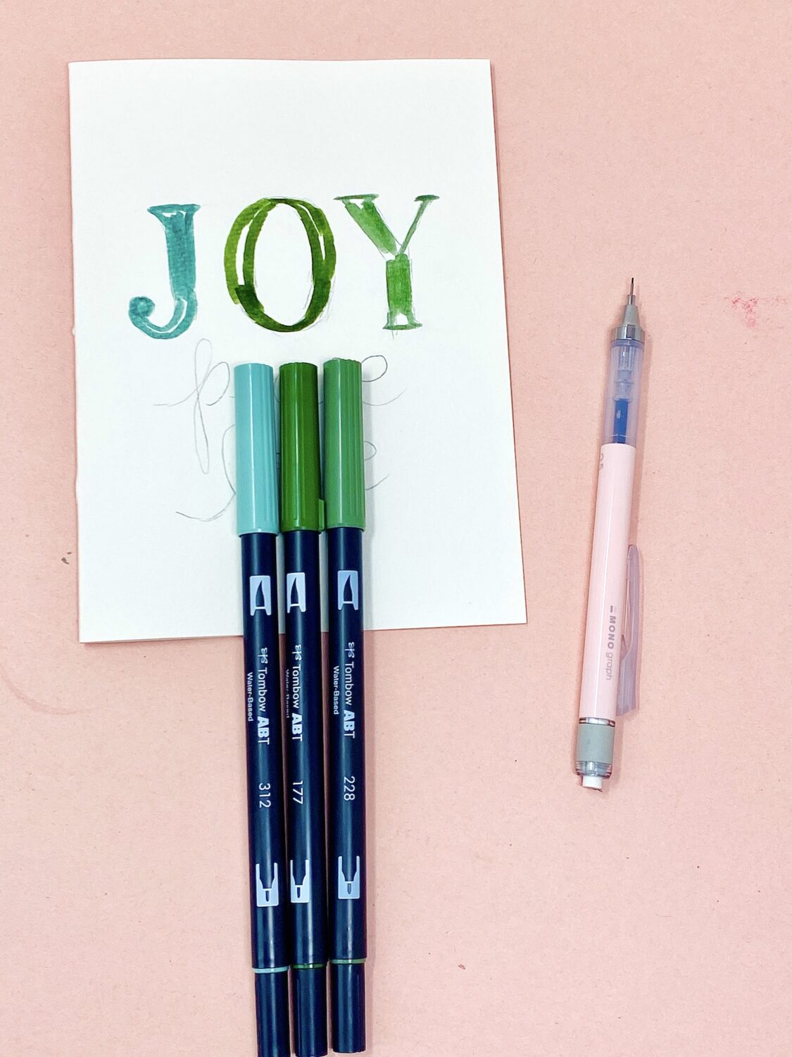 2024-11_Blog_Holiday_Essentials_smithakatti_Dual Brush Pens_02