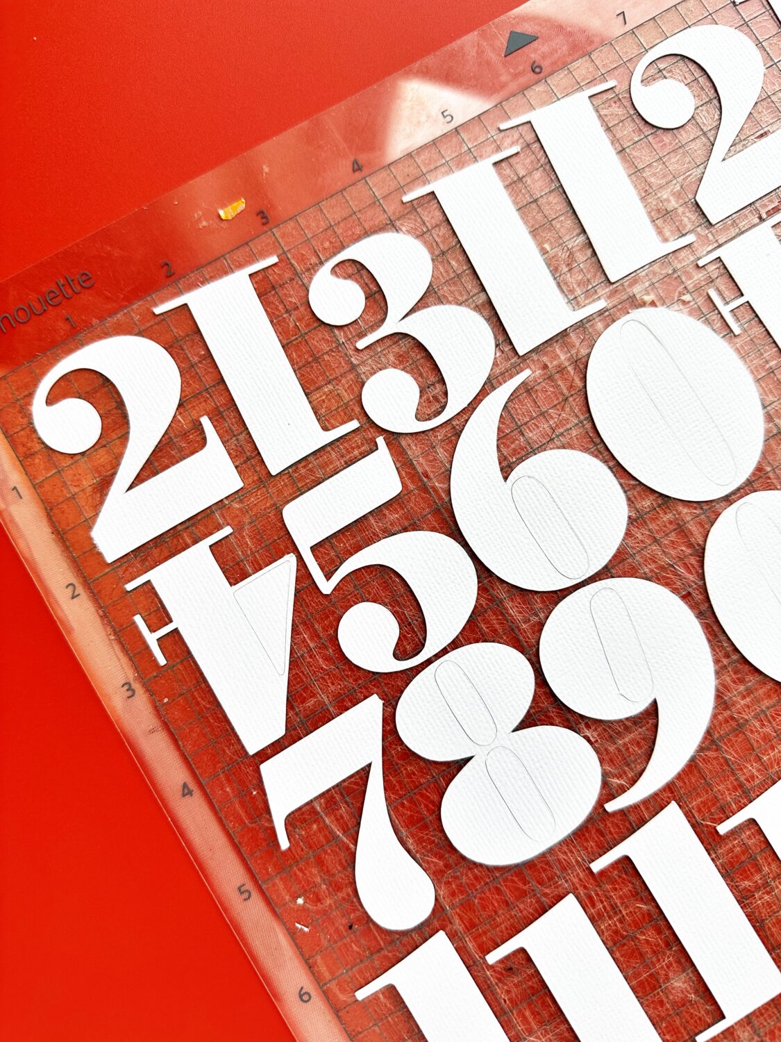 Add numbers to advent calendars to add more excitement to the countdown! #tombow #adventcalendar