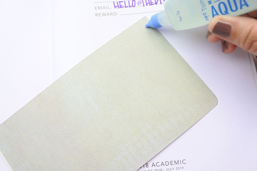 3 Affordable Ways to Decorate a Planner by @thediyday for www.tombowusa.com