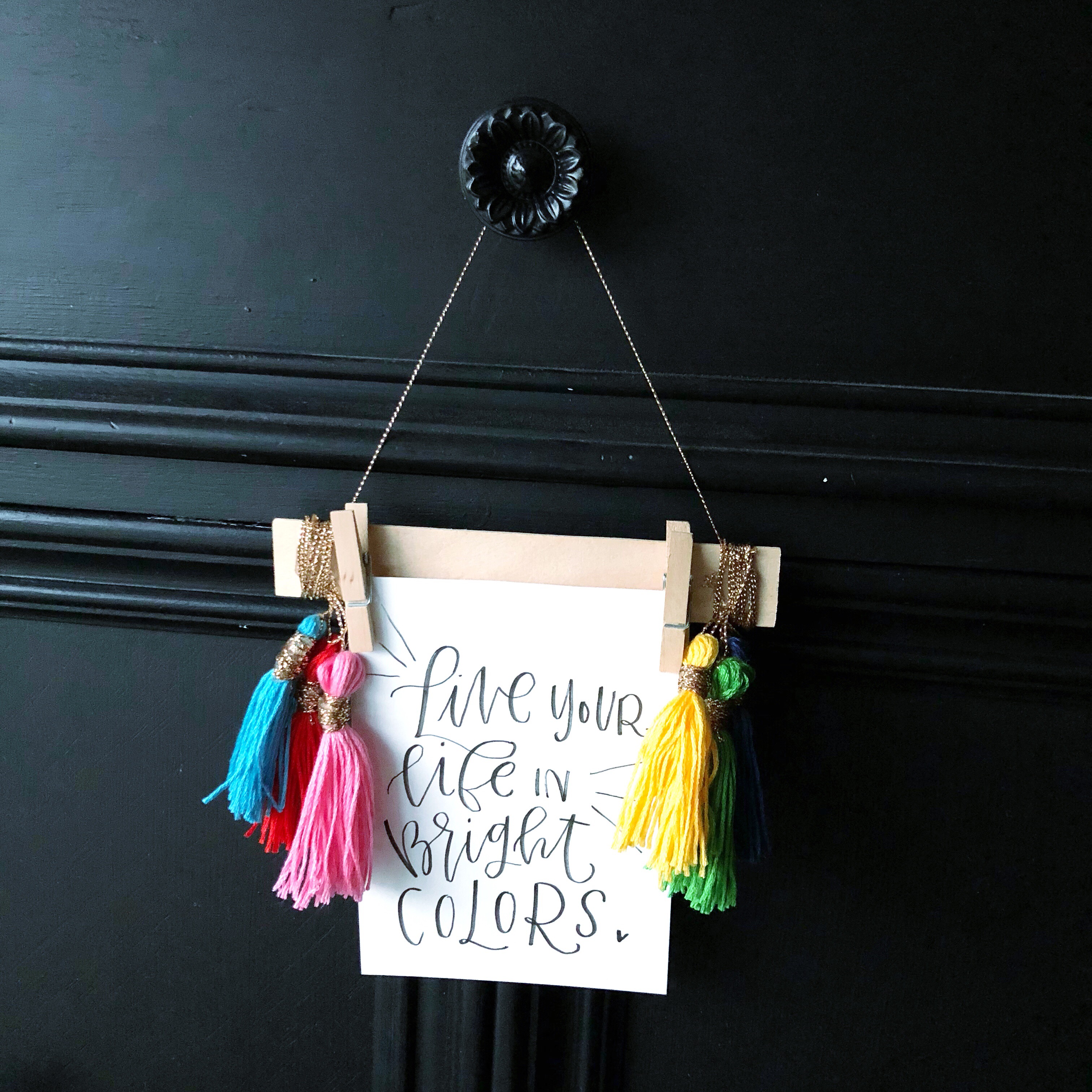 Lauren Fitzmaurice of @renmadecalligraphy shares step by step directions on how to create your own DIY colorful Tassel Quote Holder. 