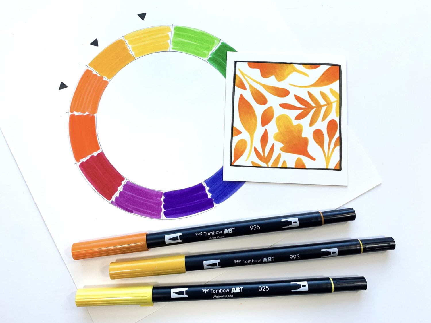 Make your own Fall color palettes with @tombowusa! Color guide by Ali LePere. #dualbrushpens #autumninspiration #tombow