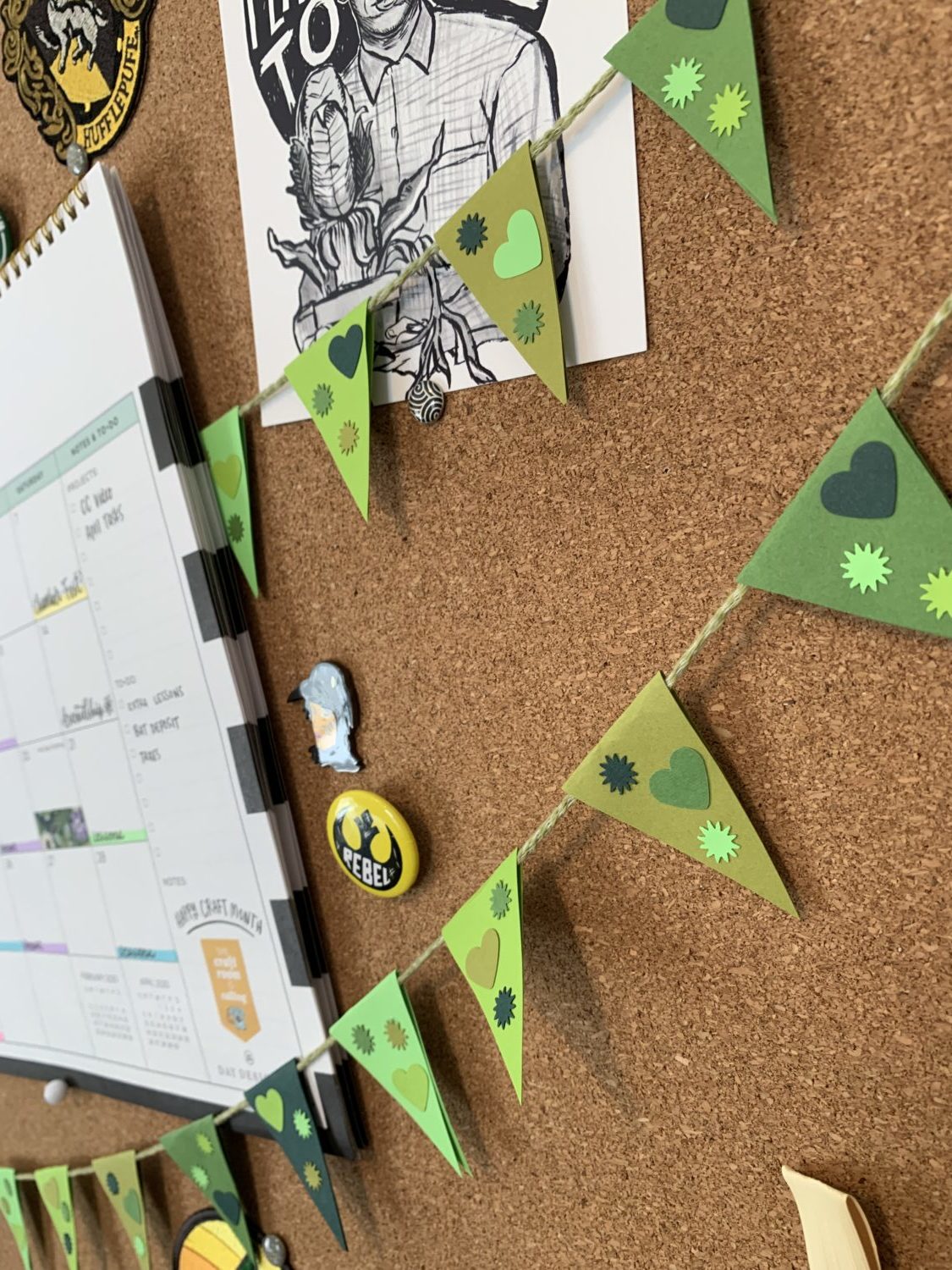 Use @TombowUSA adhesives in your next craft project! Pennant flag tutorial by @LePereLetters. #pennantflag #craftglue #tombowusa