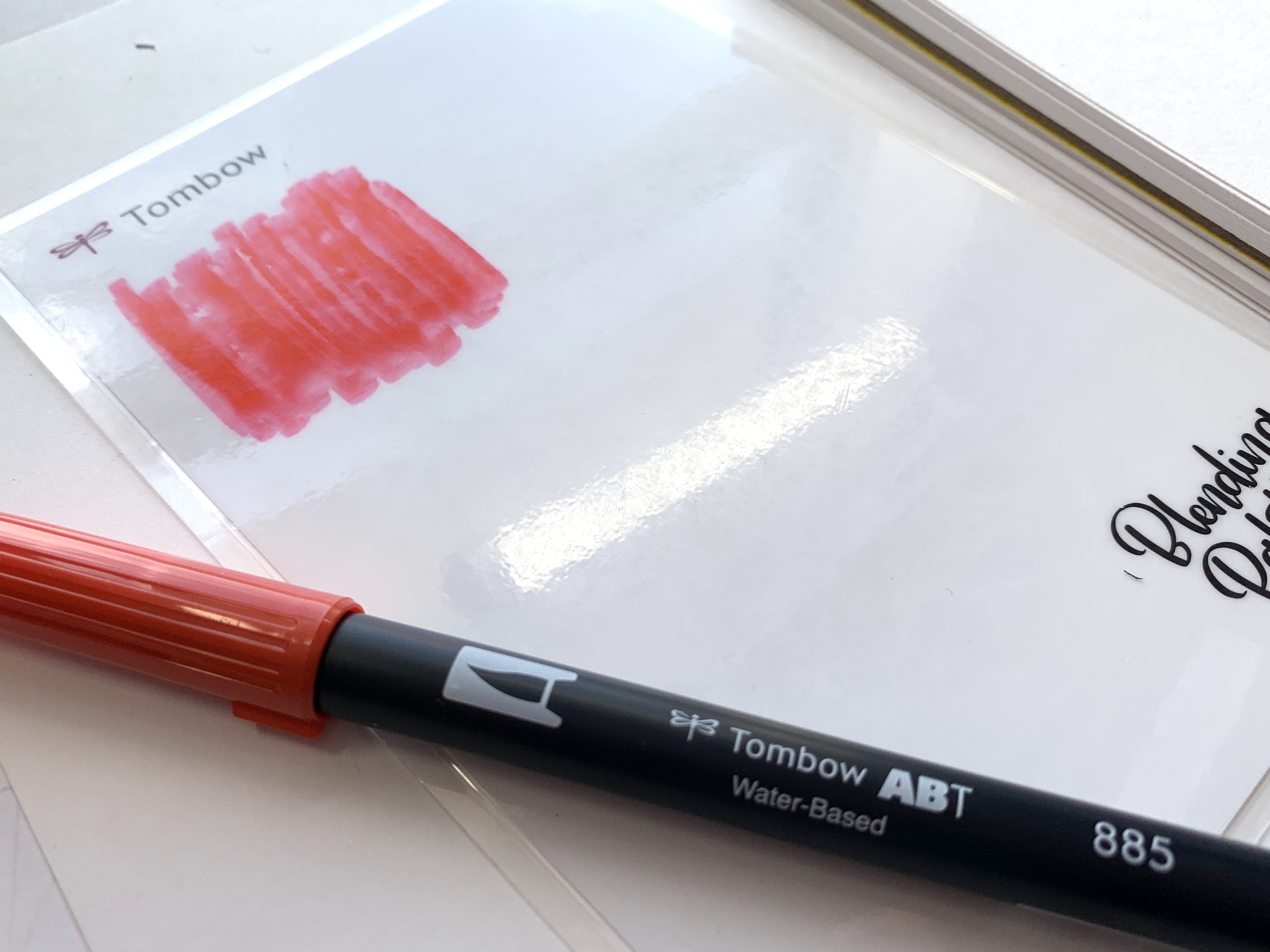 The @TombowUSA Dual Brush Pens are perfect for making simple, but beautiful watercolor projects! Tutorial by @LePereLetters. #DualBrushPens #Mothart #artprojectideas