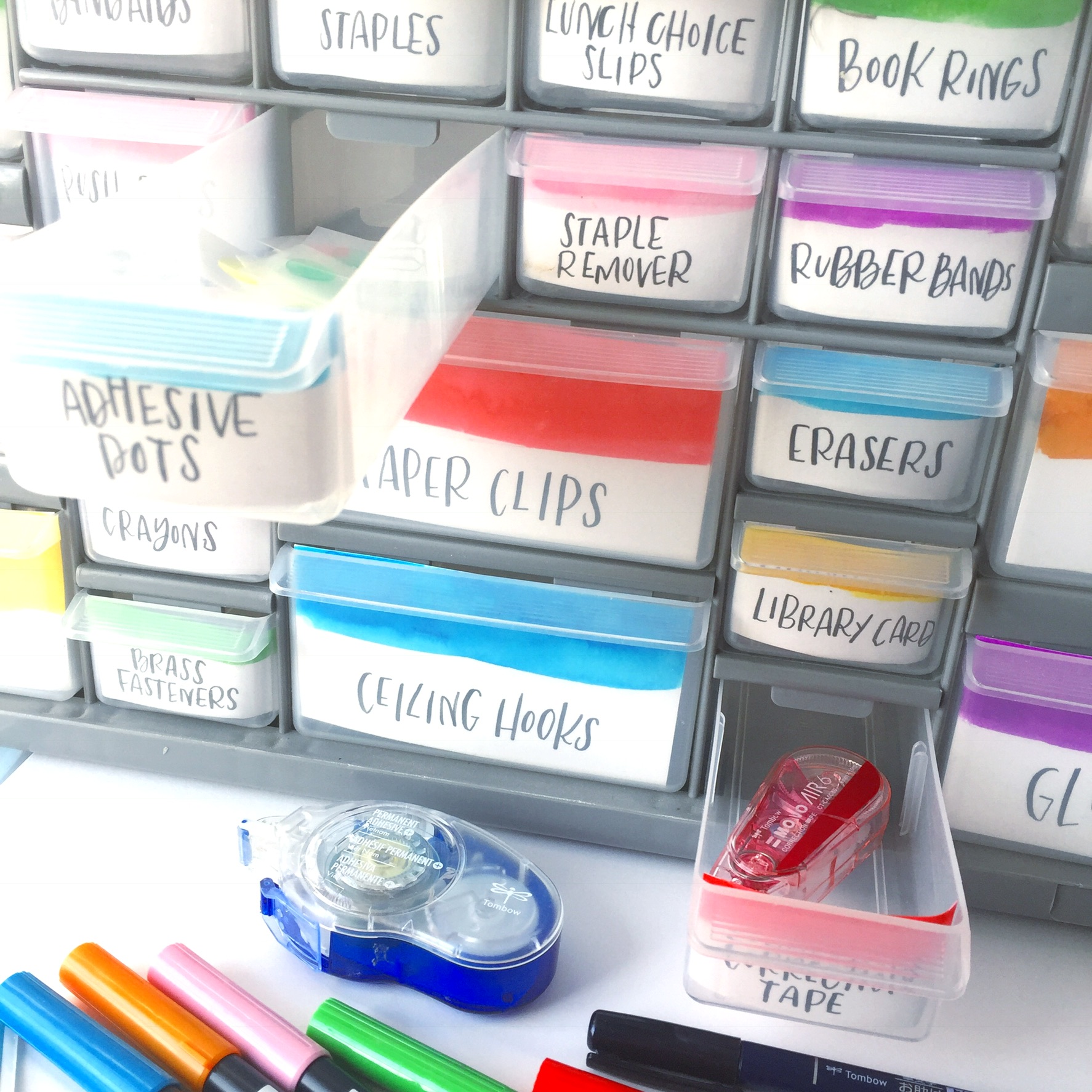 Lauren Fitzmaurice of @renmadecalligraphy shows you step by step how to create a teacher tool box that is perfect for back to school, using Tombow USA products. For more lettering and craft tips and tricks check out @renmadecalligraphy on instagram and renmadecalligraphy.com.