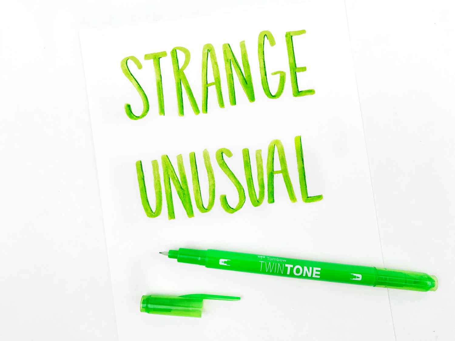 How to create a Beetlejuice inspired layout using @tombowusa Dual Brush Pens and Twintone markers @serena_bee #tombow #dualbrushpens