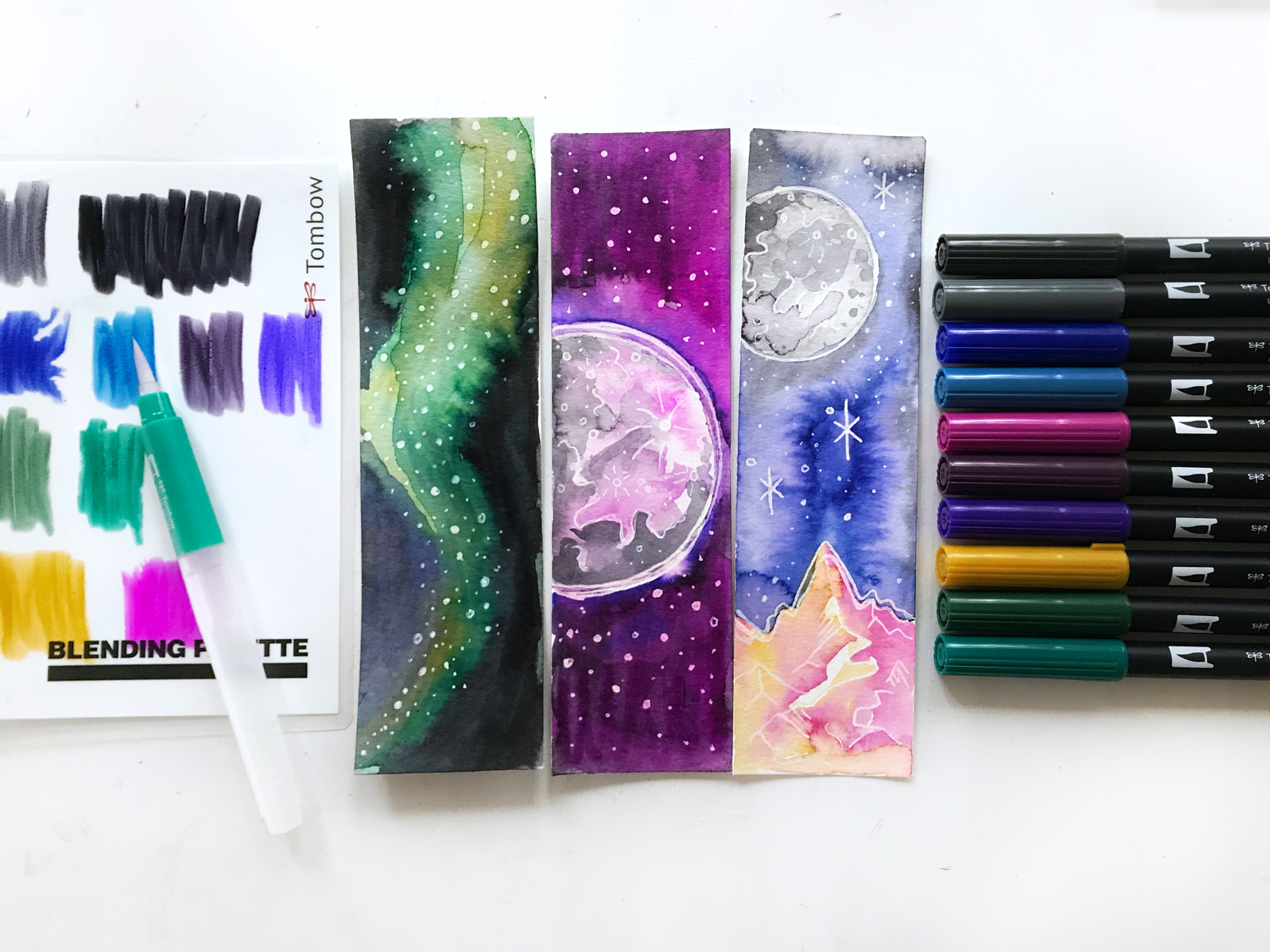 Learn how to create some Bohemian Watercolor Galaxy Bookmarks using this tutorial by @studiokatie and Bohemian Dual Brush Pens from @tombowusa #tombowusa #tombow #bookmarks
