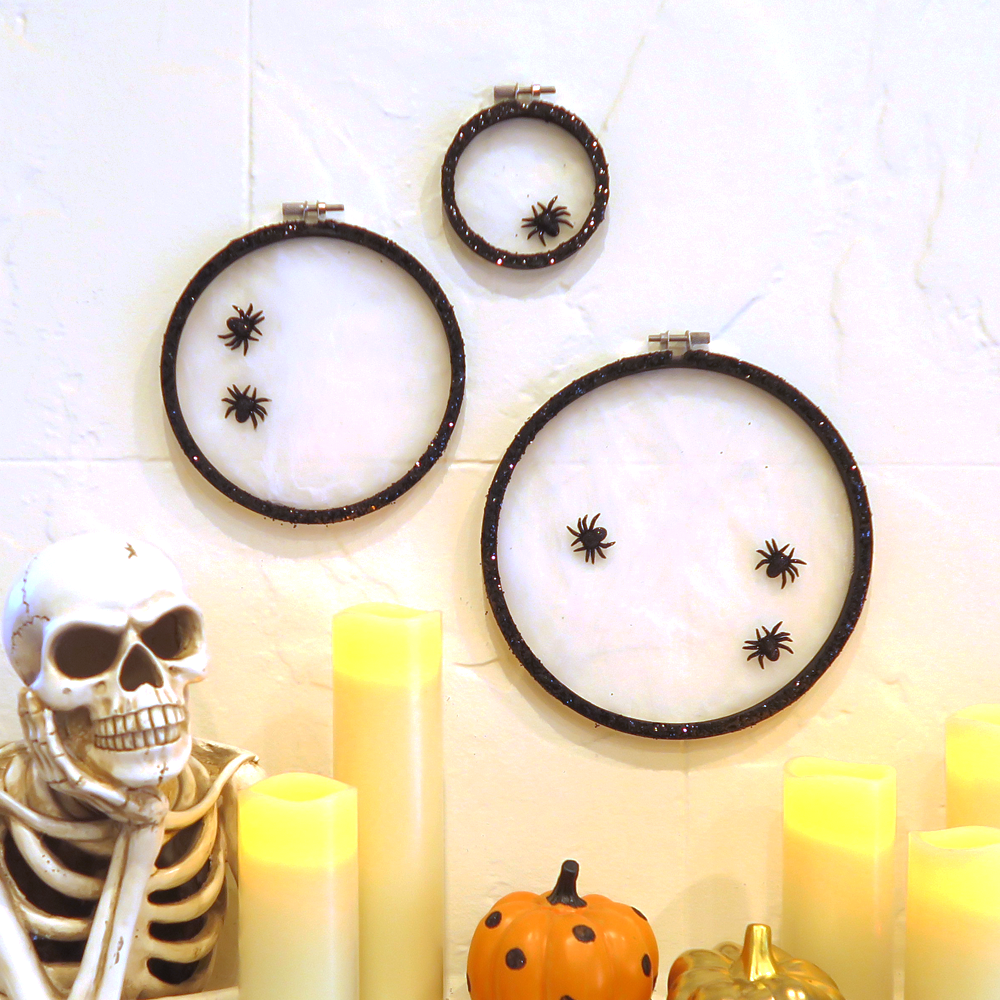 Spiderweb Halloween Hoop Decor with @tombowusa and @popfizzpaper