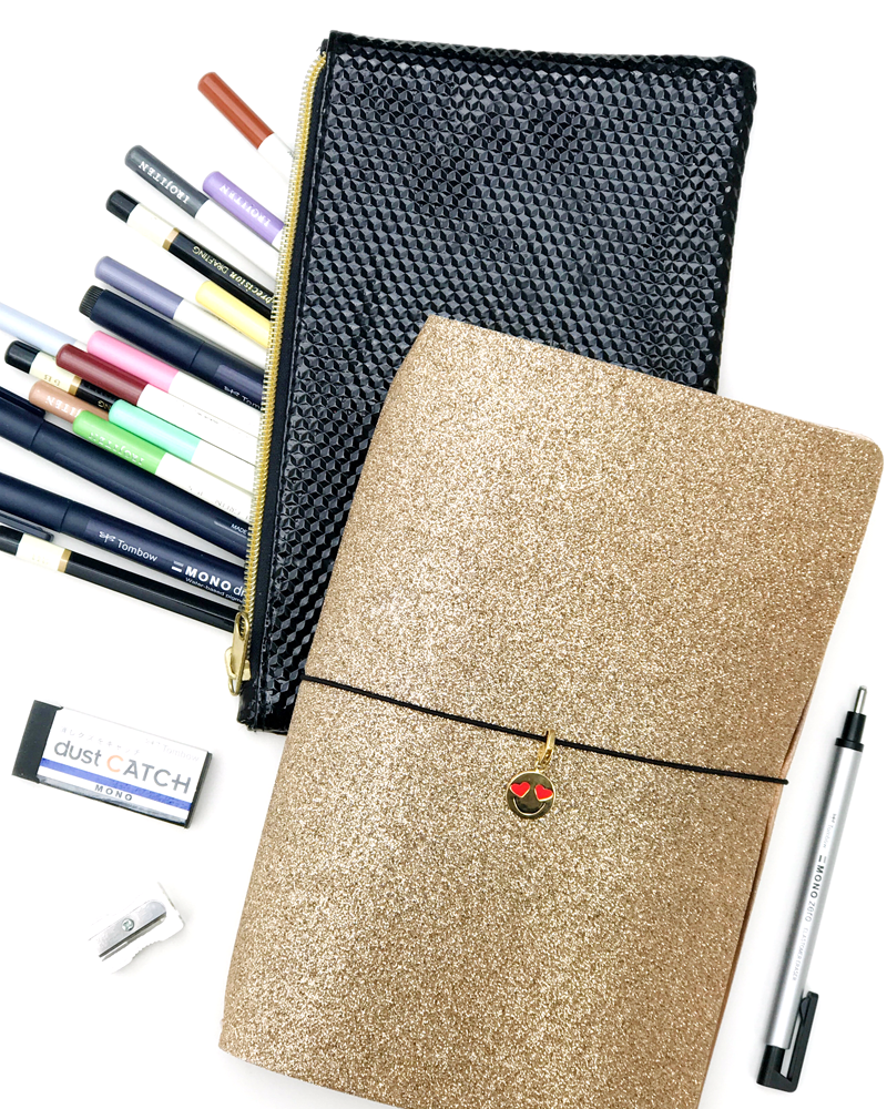 Travel Drawing Kit Featuring Tombow MONO Drawing Pens