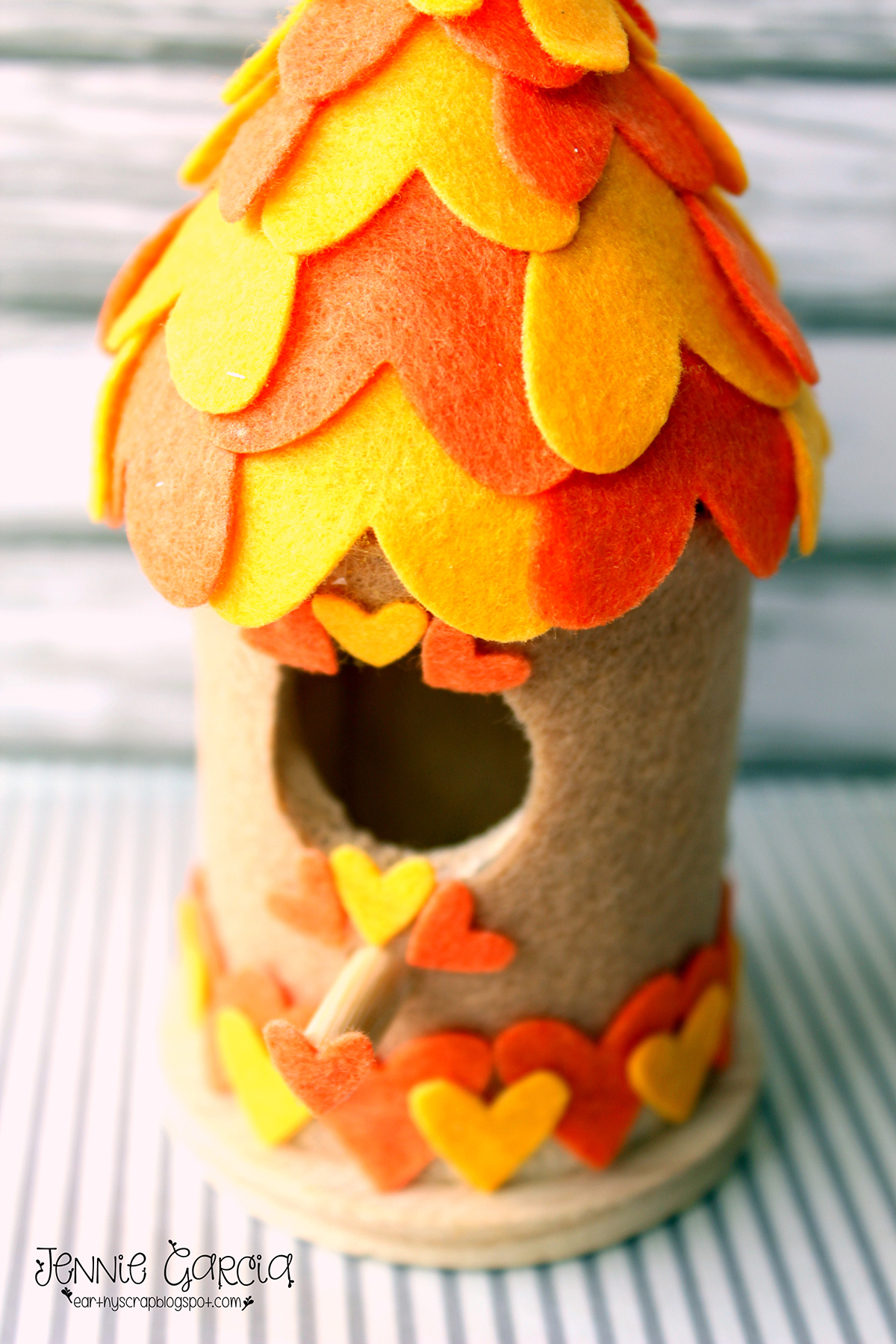 Fall Bird House-003