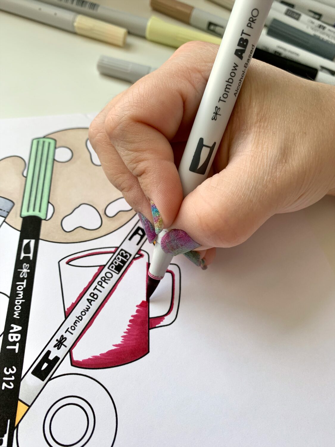 Tombow's Dual Brush Pens are perfect for coloring! Grab this coloring page  from Amy Tangerine!