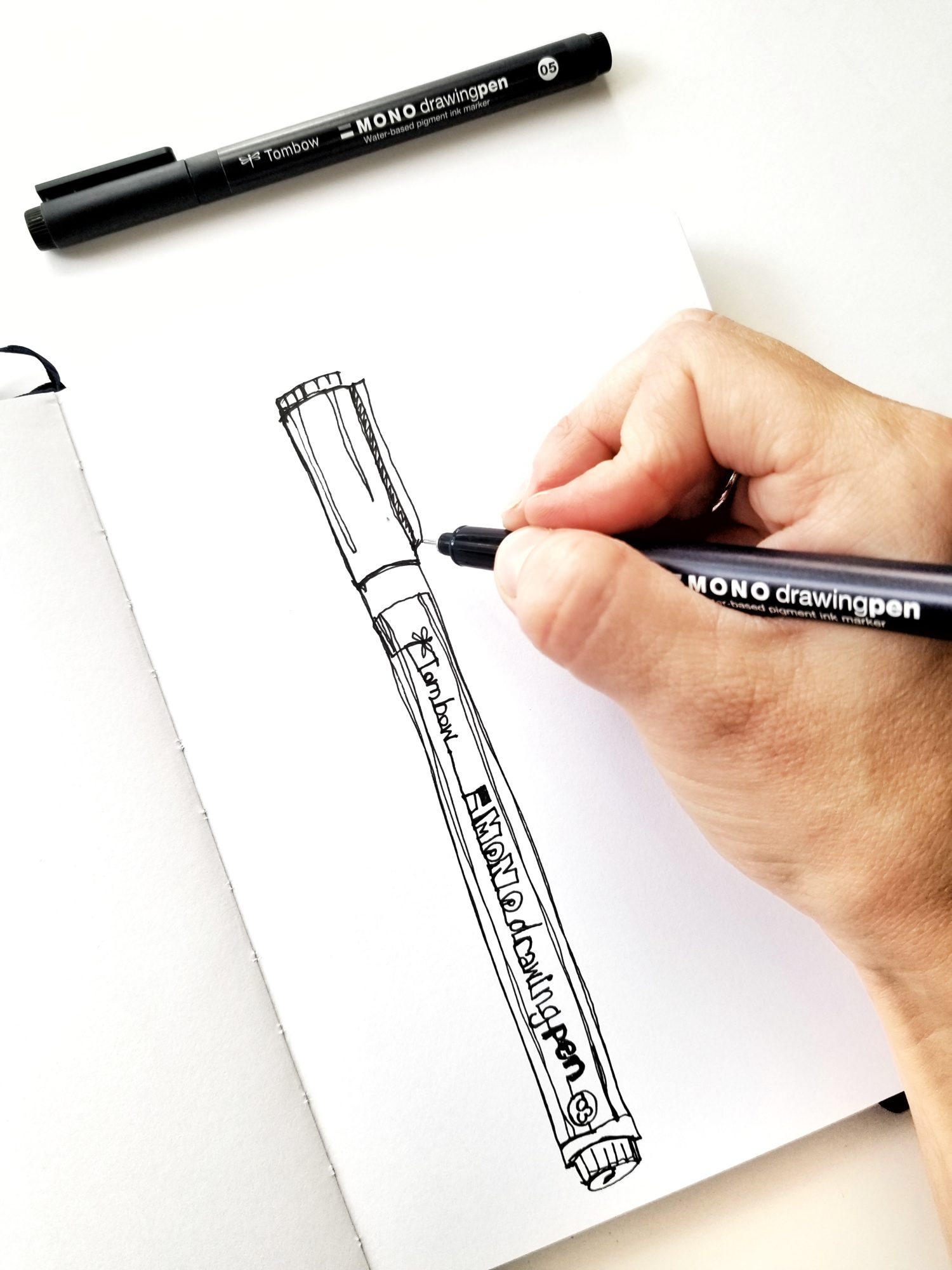 Use @tombowusa MONO Drawing Pens for continuous line drawing with @graceannestudio!
