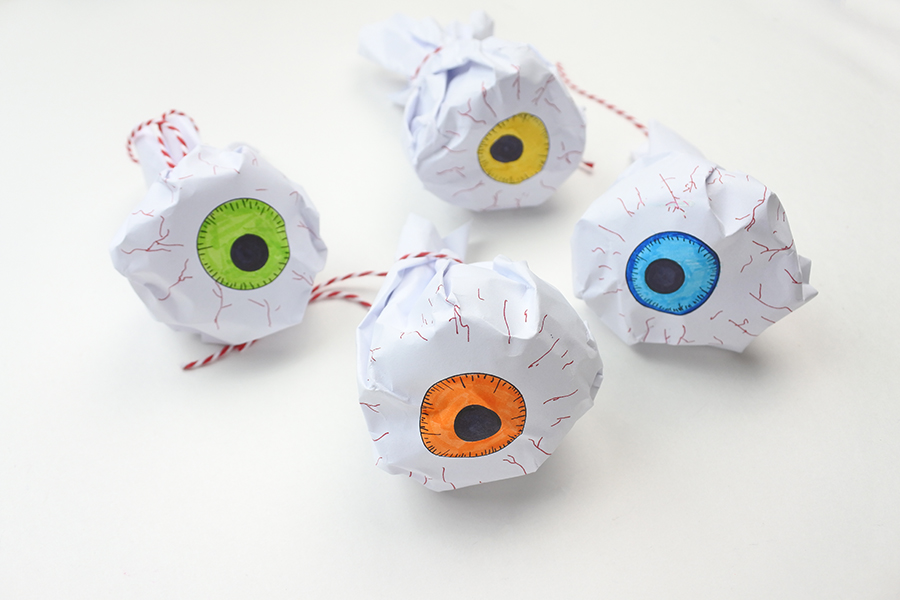 How to Create Cute Halloween Treat Packages @thediyday for www.tombowusa.com