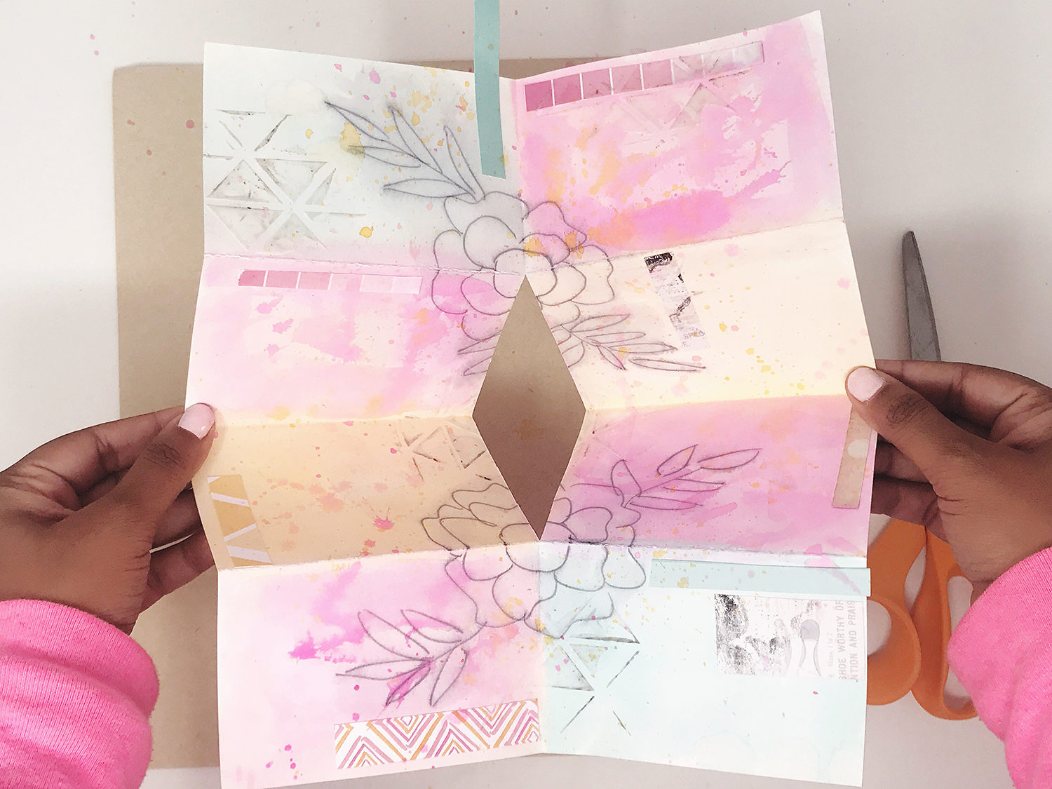 How to make a tiny art journal kit & create art every day