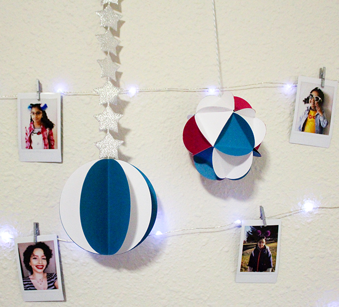 Make these easy DIY ceiling party decorations! They also work perfect for photo booth backdrops! #tombow #diypartydecor 