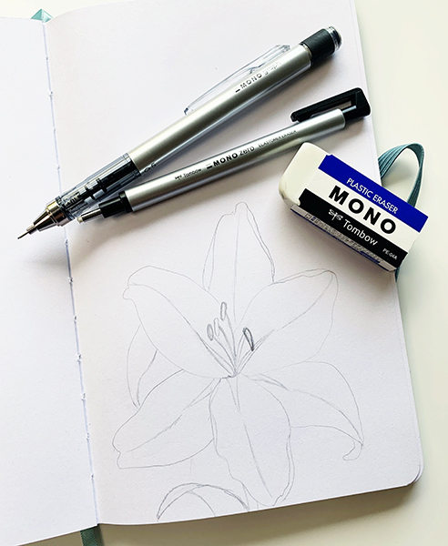 Use the Tombow MONO Graph Mechanical Pencil to sketch your art! #tombow 