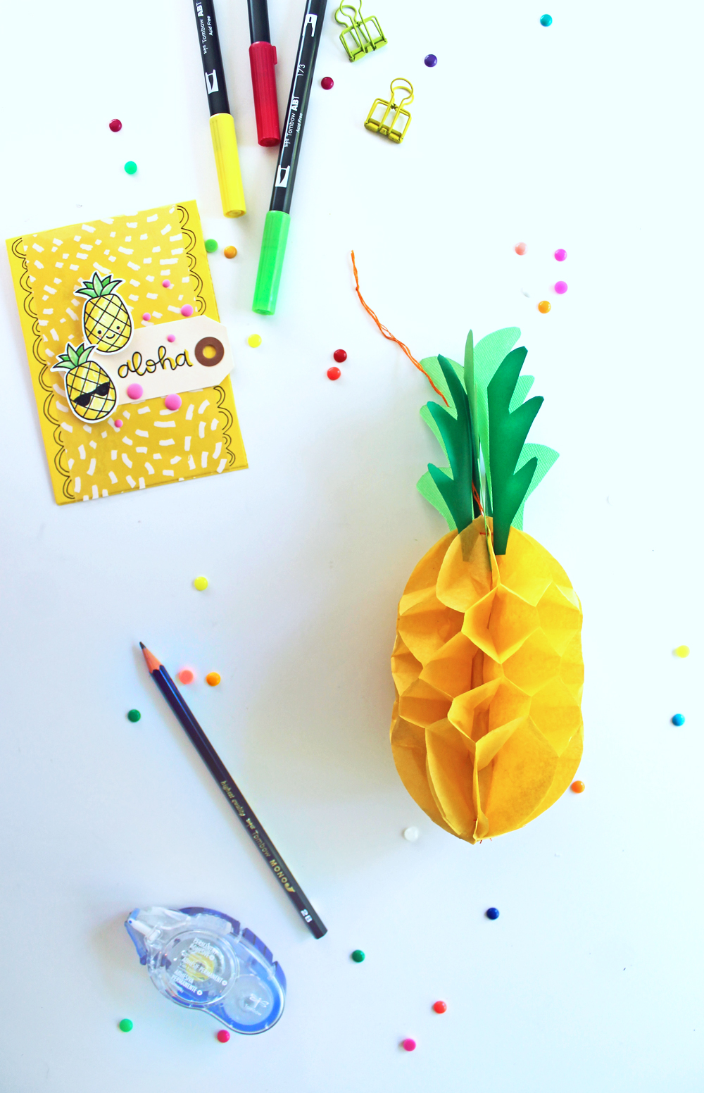 Make 3D Honeycomb Pineapple Decor for Summer Parties using this tutorial by @punkprojects & @tombowusa