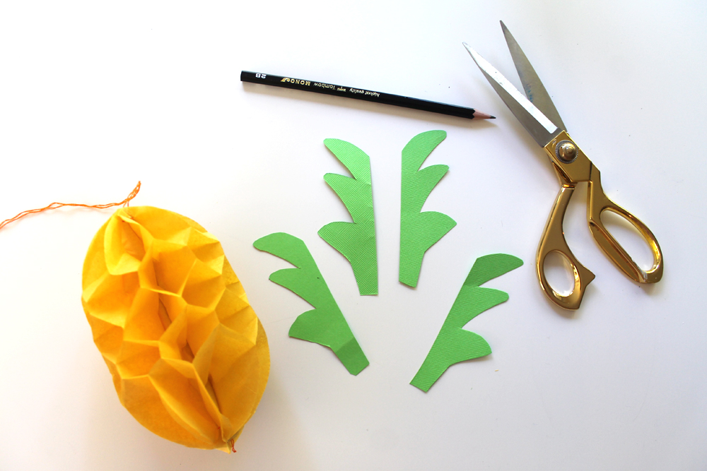 Make 3D Honeycomb Pineapple Decor for Summer Parties using this tutorial by @punkprojects & @tombowusa