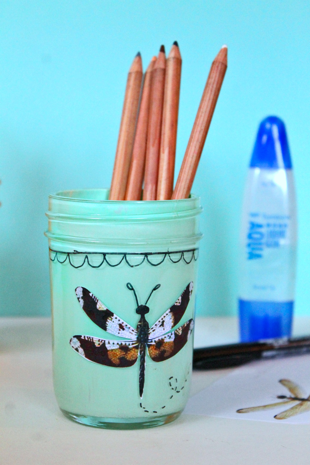 Kawaii Inspired DIY Mason Jar Pen, Marker and Pencil Holders