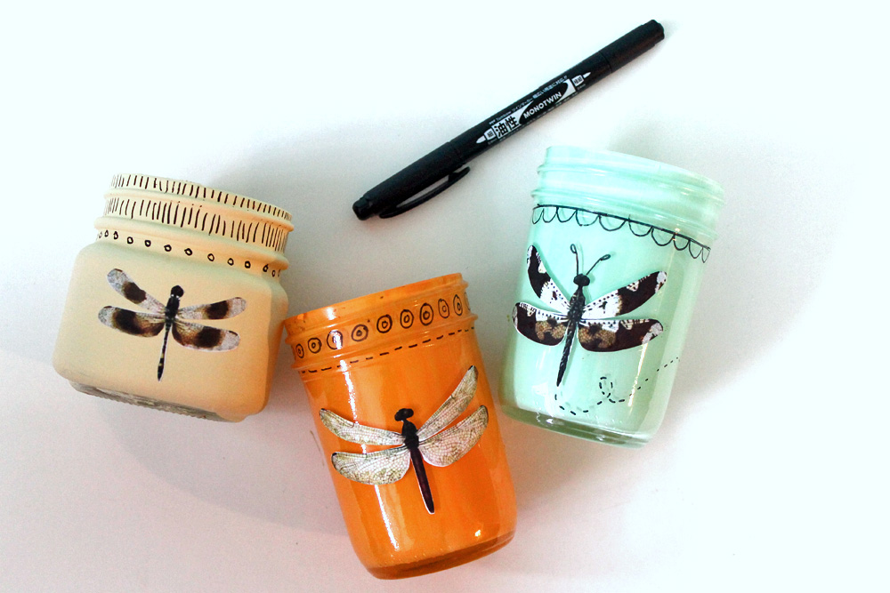 Restyle glass jars for Spring following this tutorial by @punkprojects and @tombowUSA! 