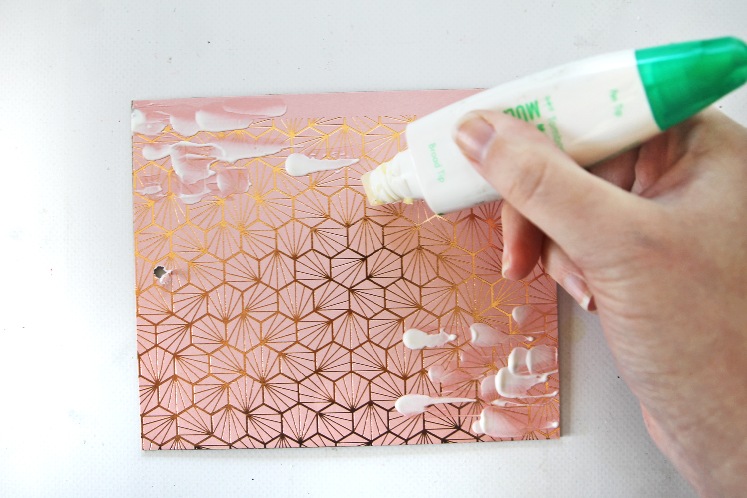 Learn how to add gold foiling to your crafts using @tombowusa MONO Multi Liquid Glue following this tutorial by @studiokatie #tombowusa #tombow #goldfoiling #diy