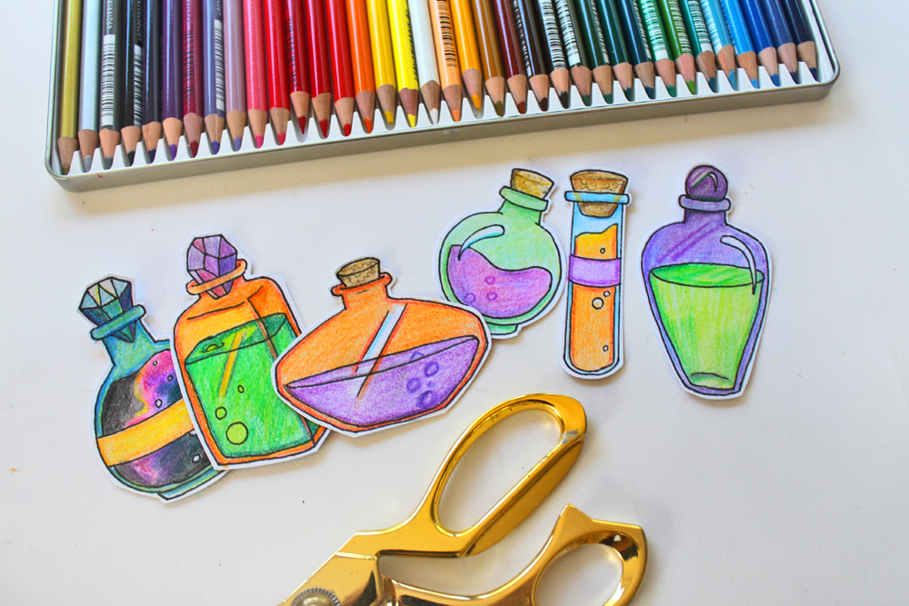 How to Draw Potion Bottles for Halloween with Tombow USA