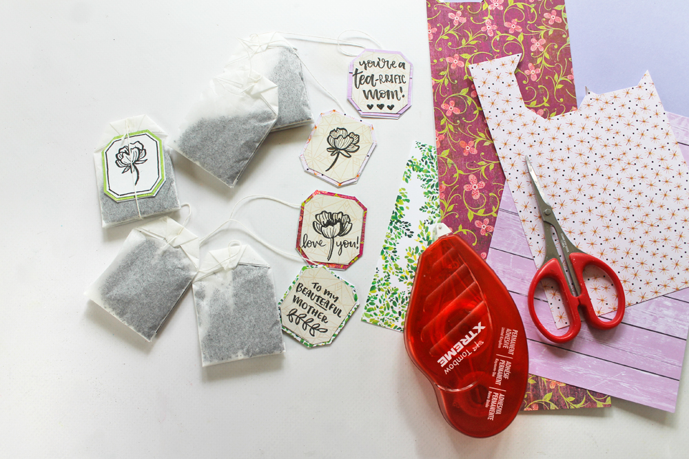 Mother's day is coming up! Make you mom a handmade Mother's Day Tea Gift Bag using this tutorial by @studiokatie on the @tombowusa blog. #tombowusa #mothersday 