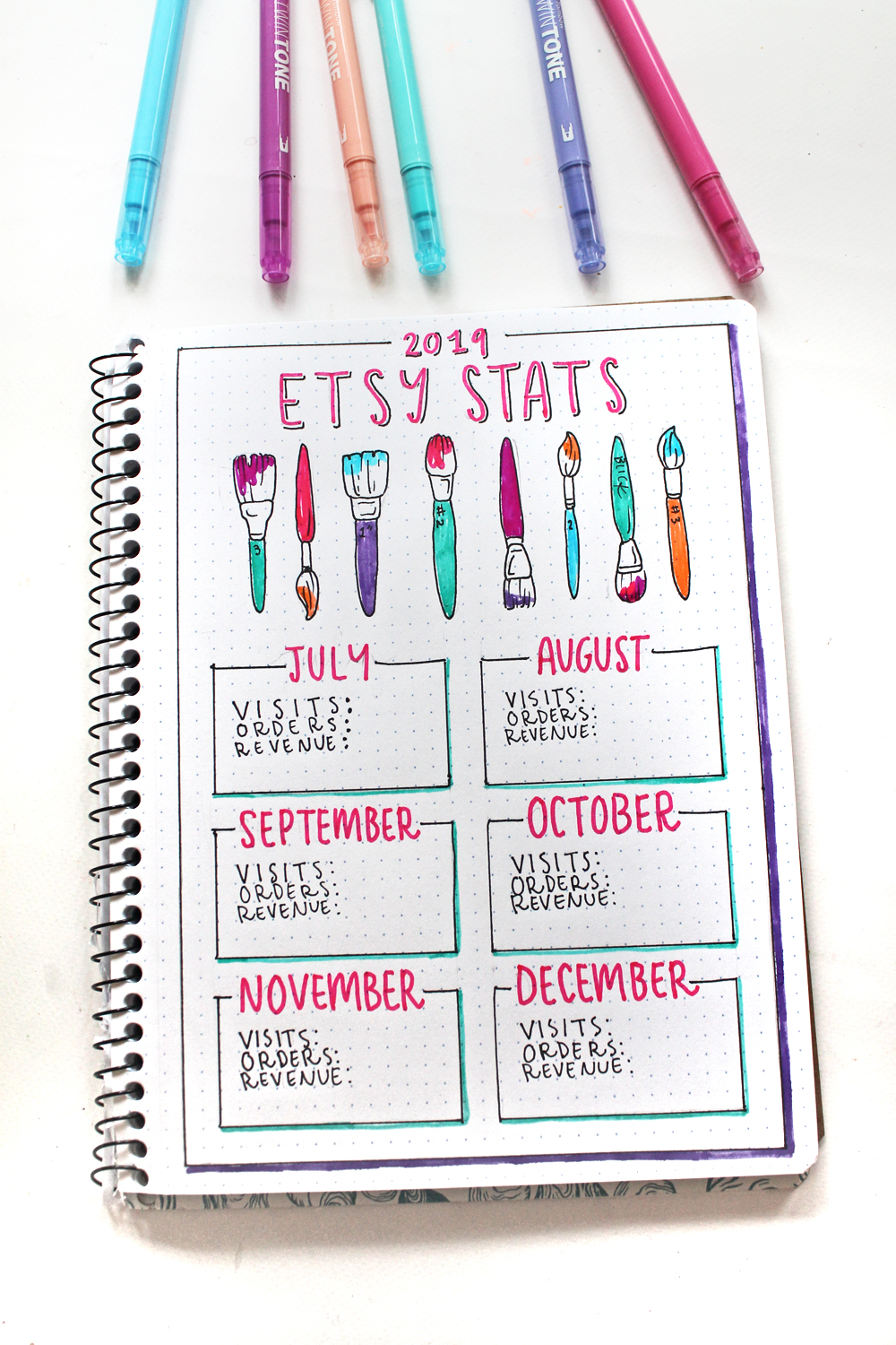 Create an easy Stats Tracker for your handmade online business in your task journal using this tutorial by @studiokatie with @tombowusa TwinTone Markers and Decomposition Book.