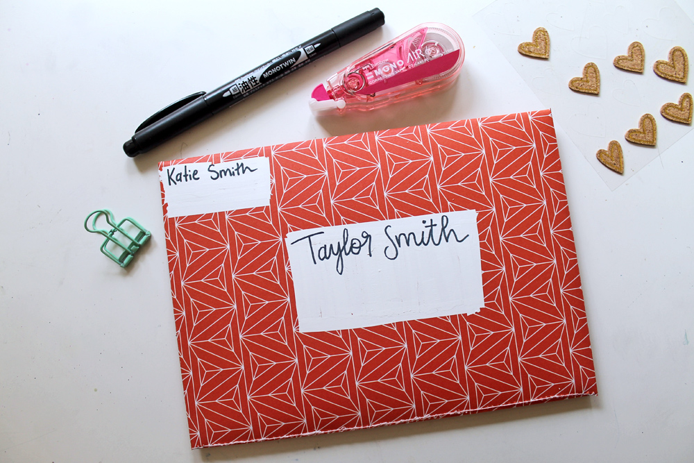 Learn how to make an all-in-one Envelope Scrapbook that you can mail! Tutorial by @punkprojects using @tombowusa products!