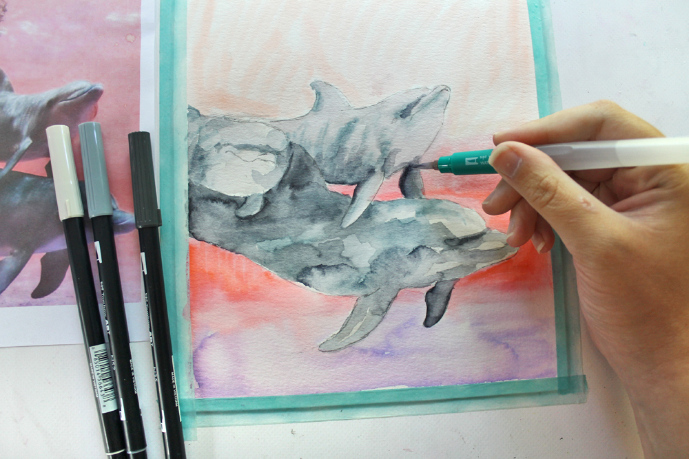DIY: How to Paint Watercolor Dolphins using Dual Brush Pens via @tombowusa & @studiokatie #TombowUSA #watercolor 