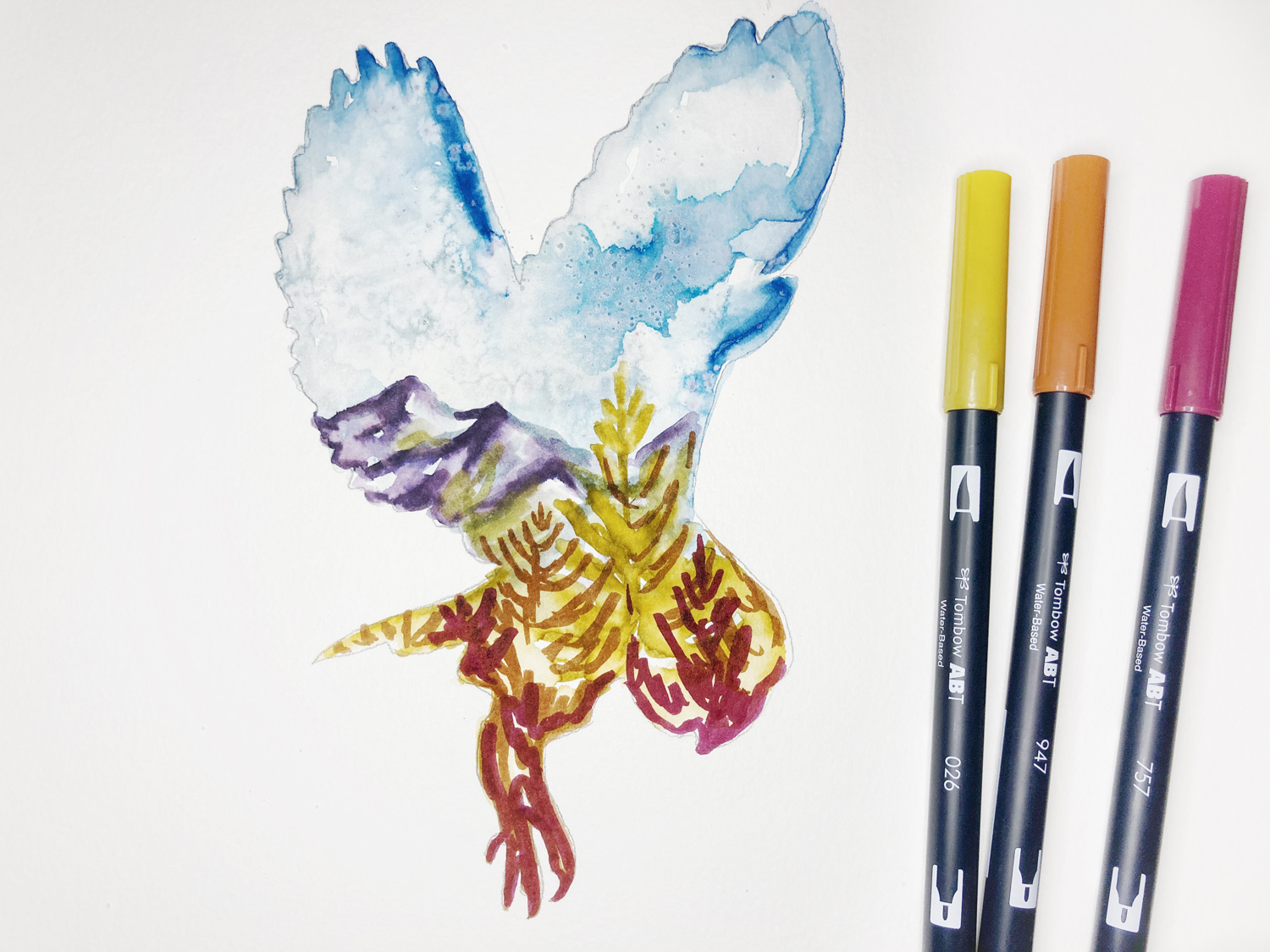 Learn how to paint a Watercolor Fall Owl using @tombowusa Dual Brush Pens perfect for Autumn! #tombowusa #tombow #watercolor