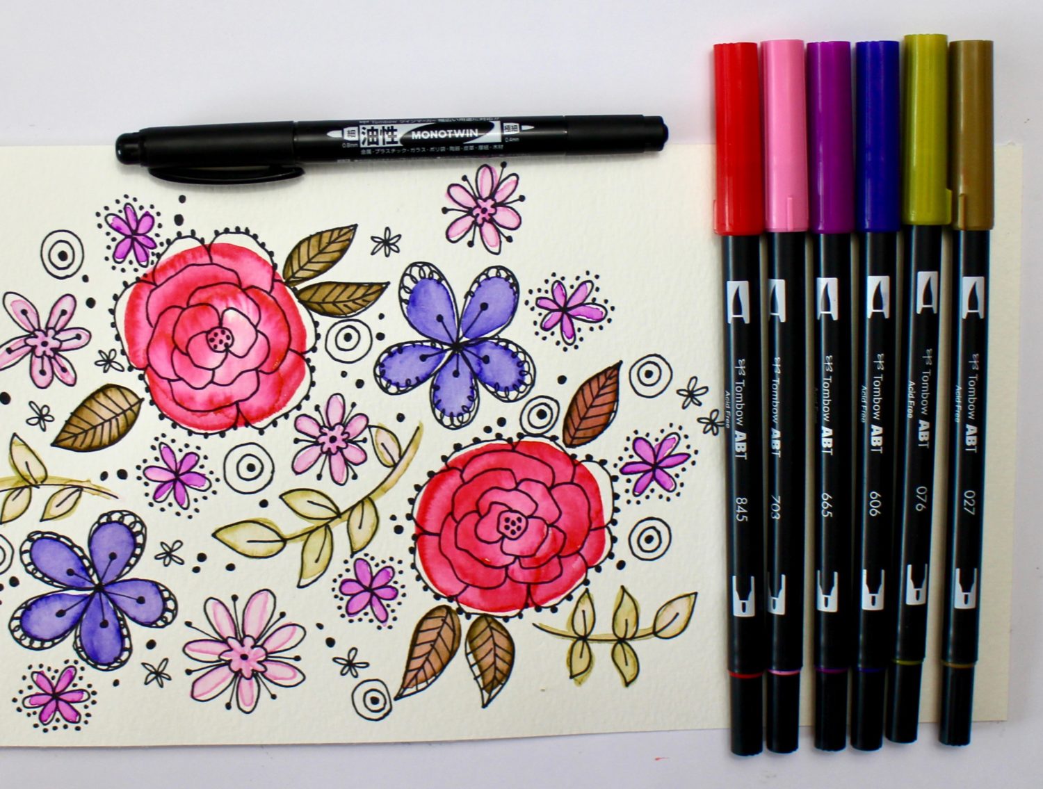 @mariebcreates #Tombow #floralart #flowerart choosing your color palette