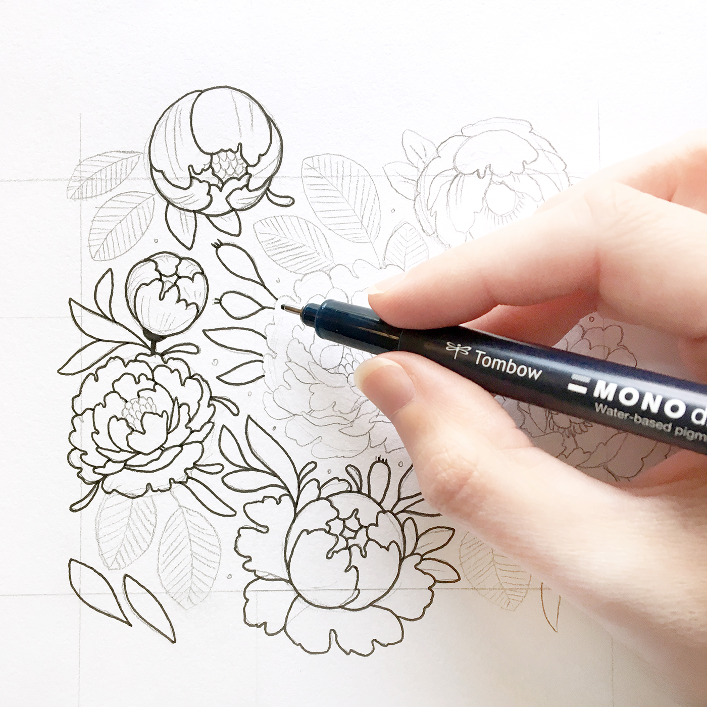 Introducing Tombow's MONO Drawing Pen! This drawing pen comes in 3 tip sizes and is perfect for art, illustration, lettering and journaling.