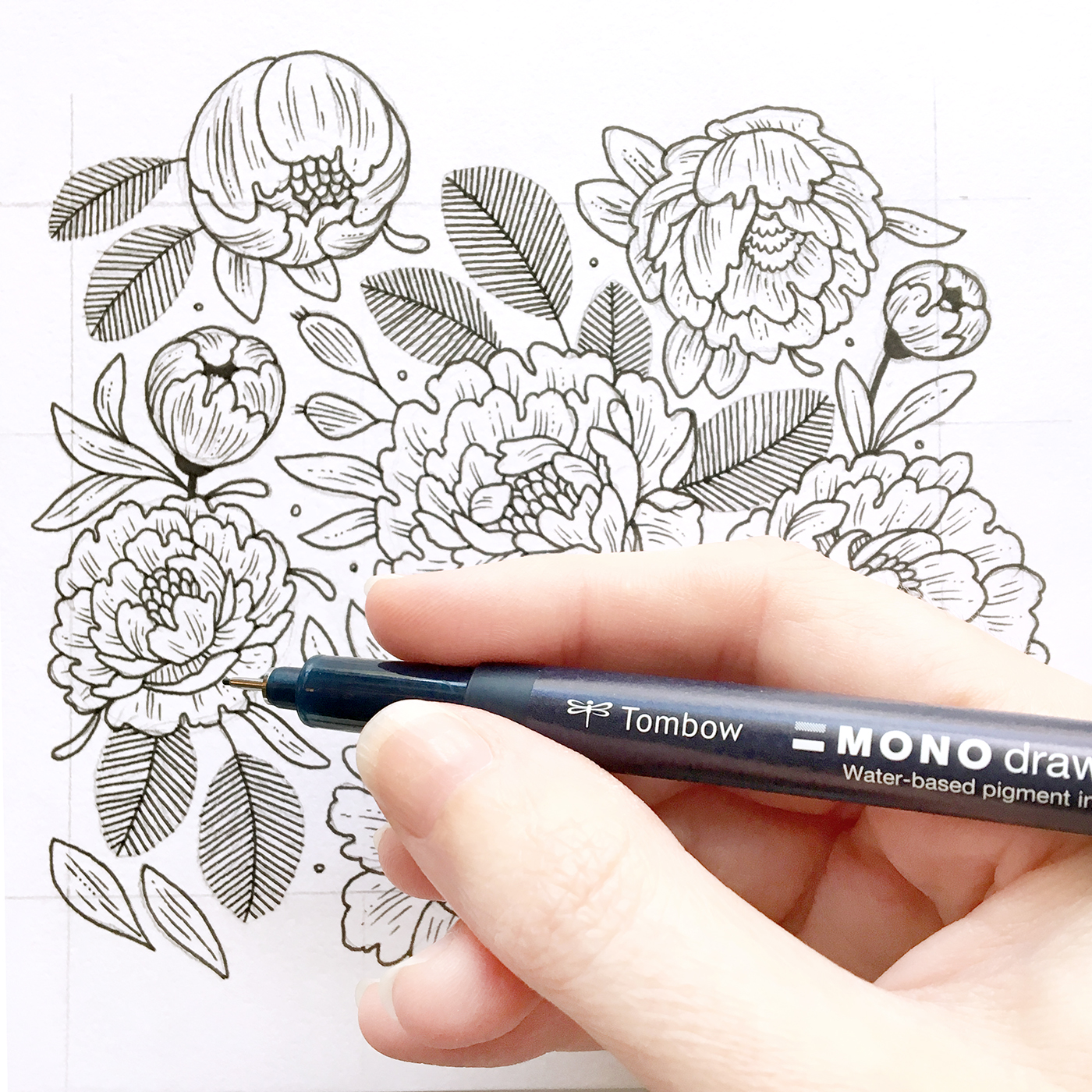 Introducing Tombow's MONO Drawing Pen! This drawing pen comes in 3 tip sizes and is perfect for art, illustration, lettering and journaling.