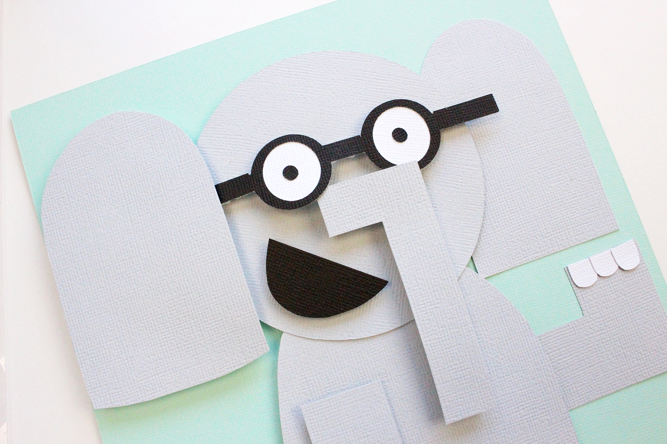 Elephant and Piggie DIY Home Decor Tutorial by @jenniegarcian #elephantandpiggie #tombow