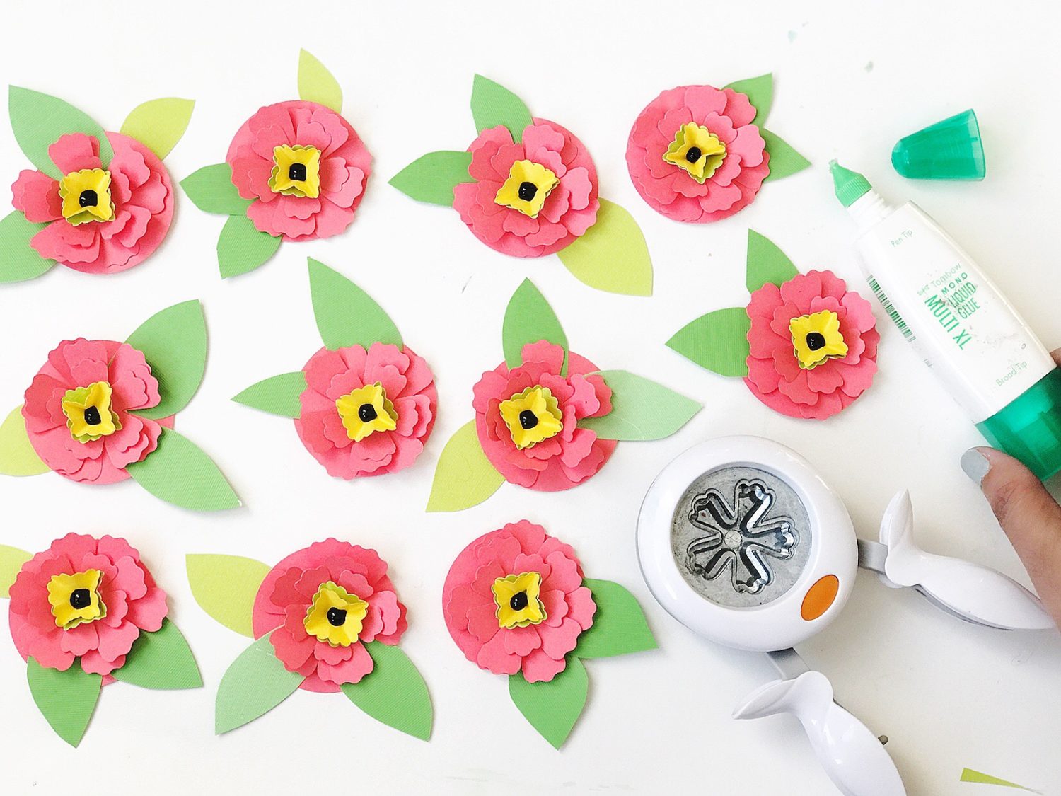Small Paper flower tutorial
