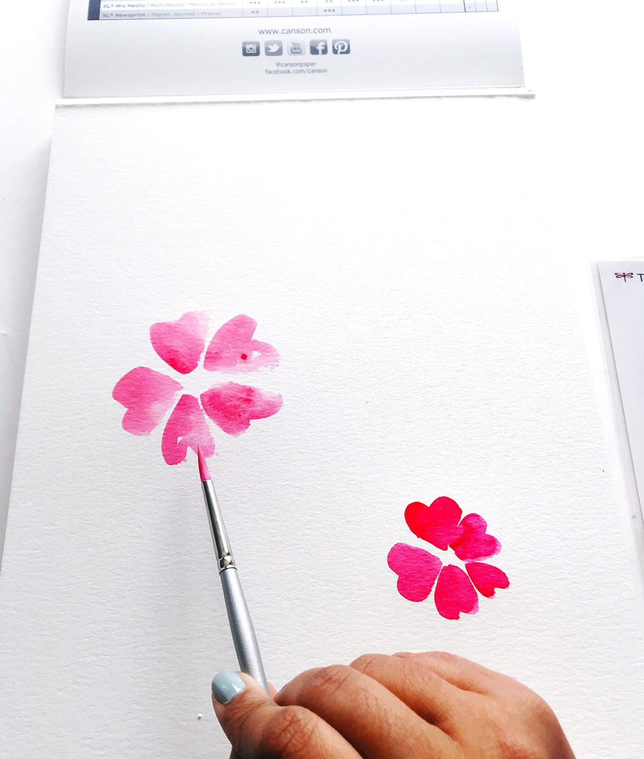 How to paint watercolor flowers in red white and blue with @tombowusa @smithakatti