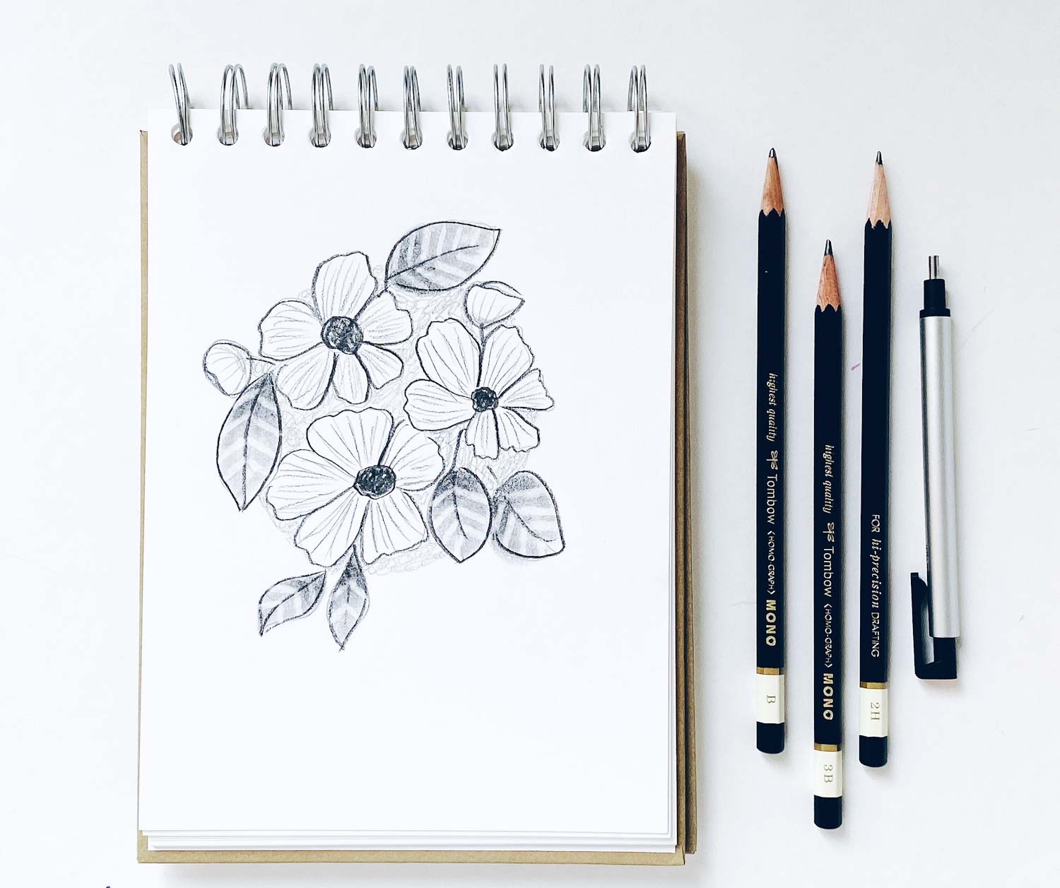 Tips for Drawing Simple Flowers Using MONO Drawing Pens - Tombow